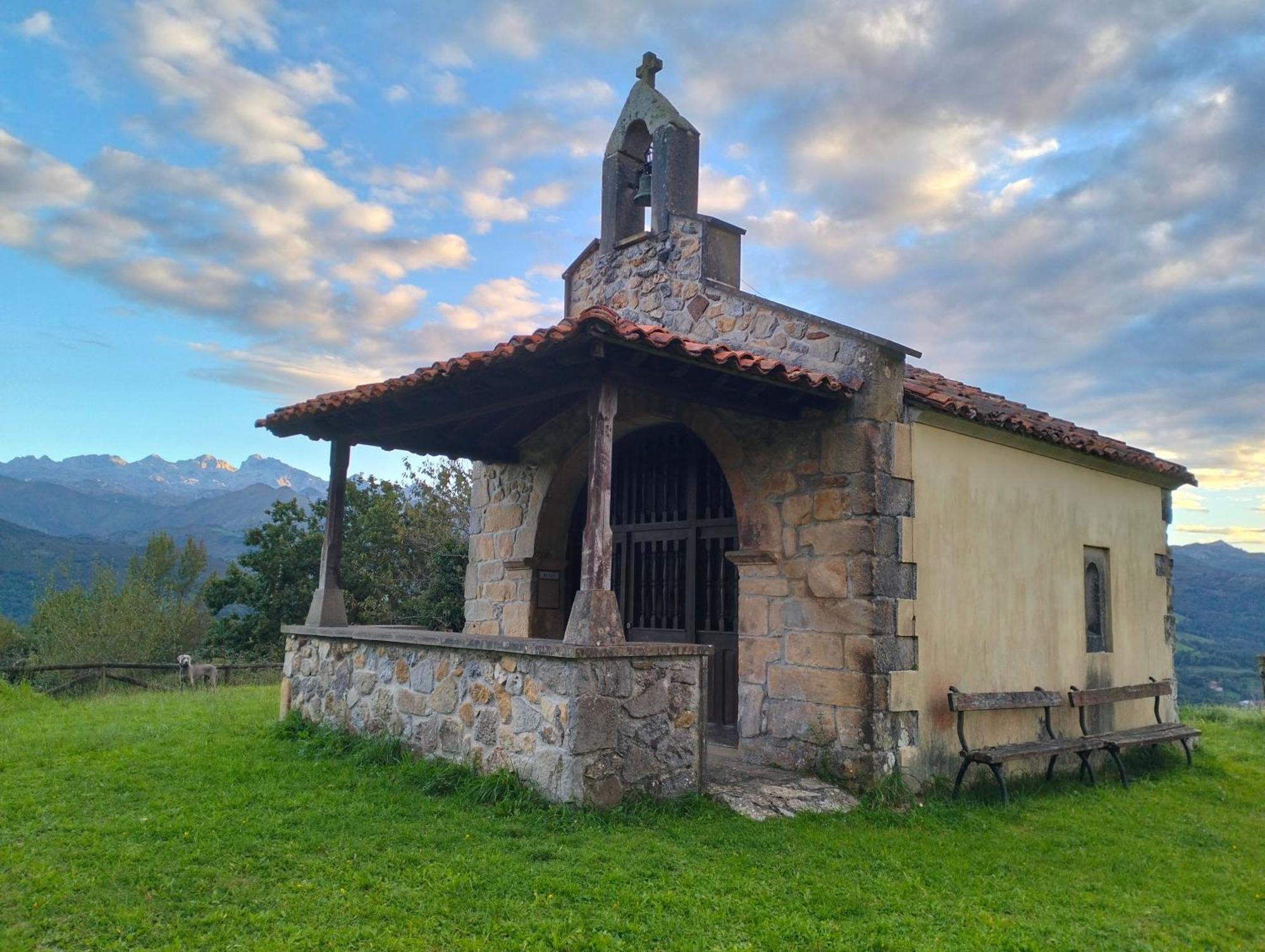 Gasthaus La Casa De Nuria Onís Exterior foto